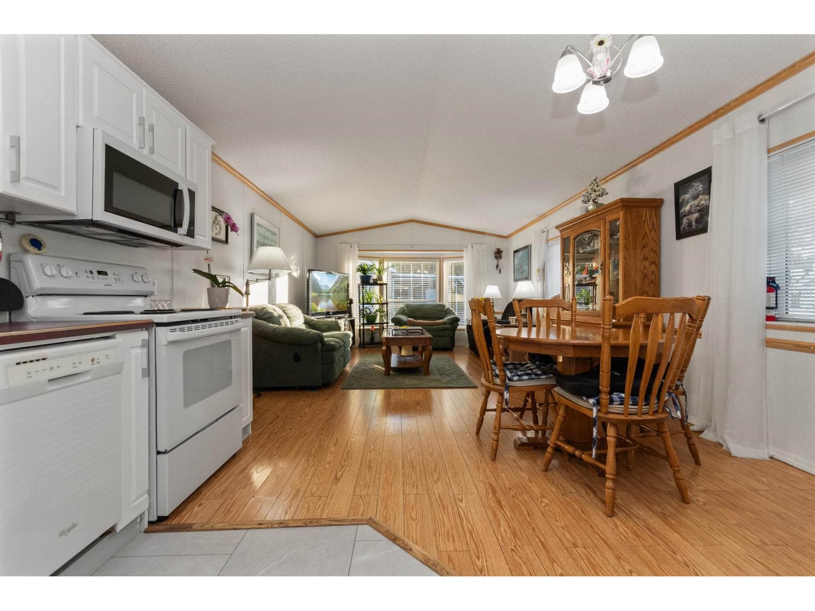 3 6338 VEDDER ROAD, Sardis South — photo 5