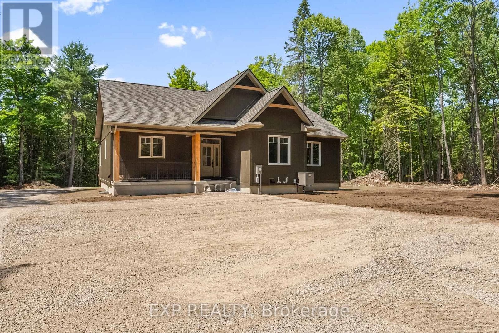 747 LAKEWOODS DRIVE — photo 3