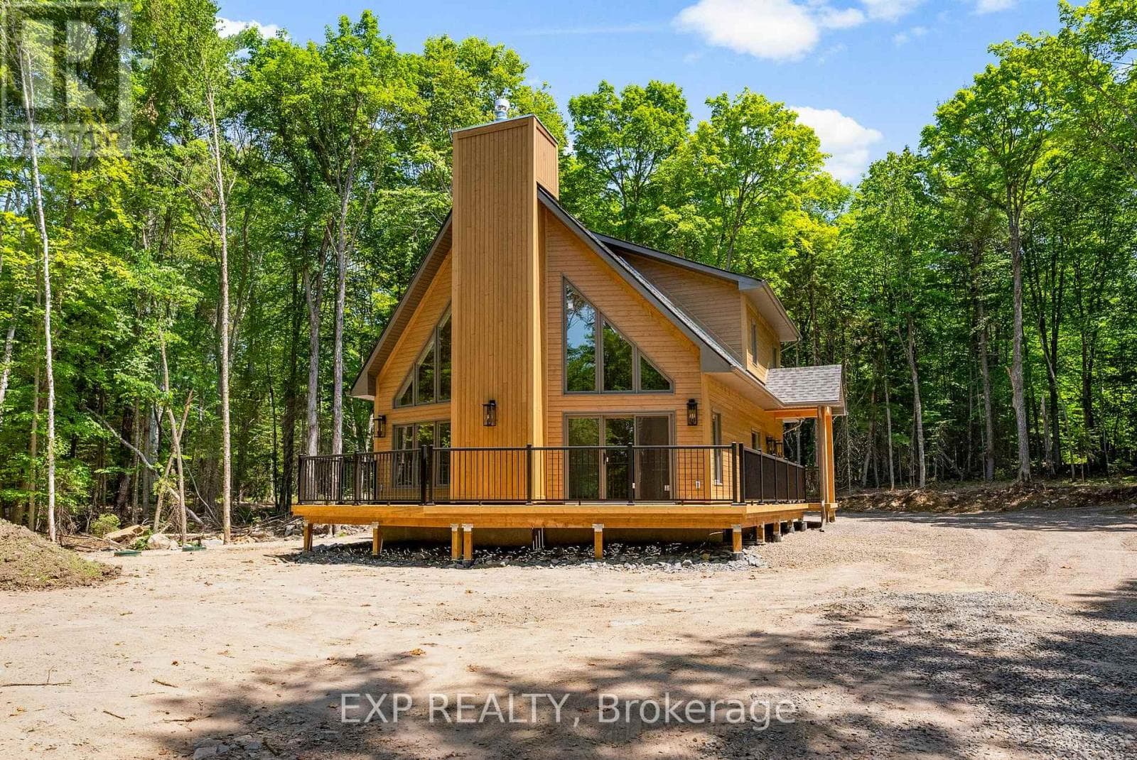 743 LAKEWOODS DRIVE — photo 2