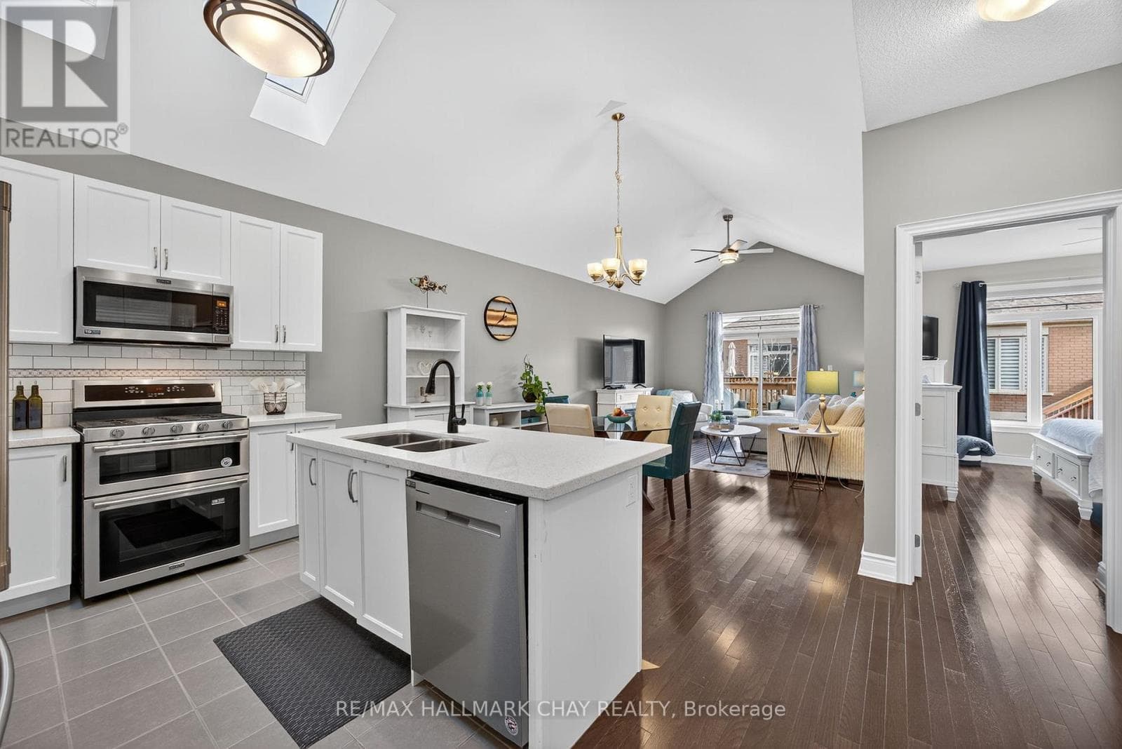 63 SUMMERHILL DRIVE — photo 5