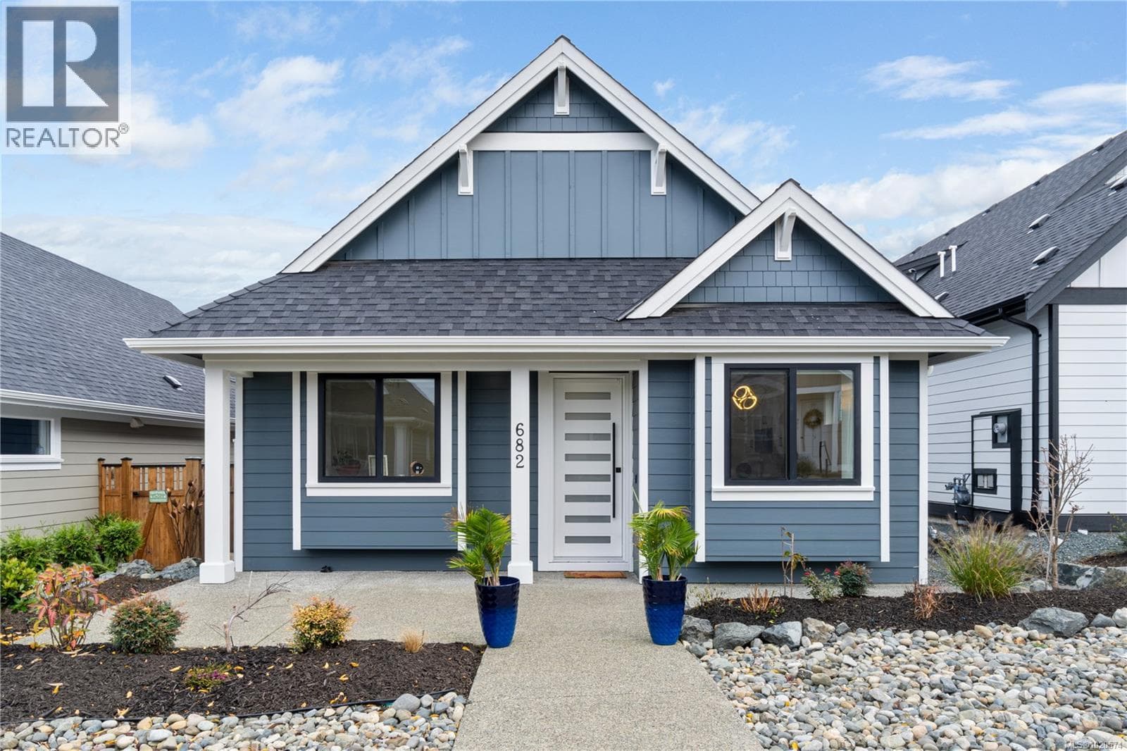 682 Briarwood Dr in 