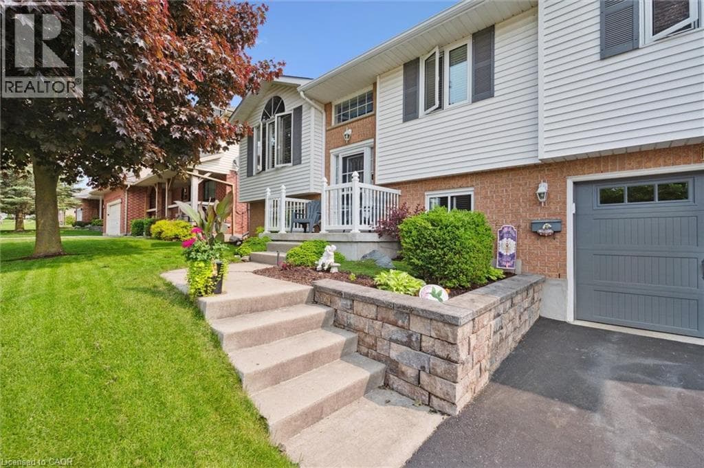 17 KEATING DRIVE — photo 3