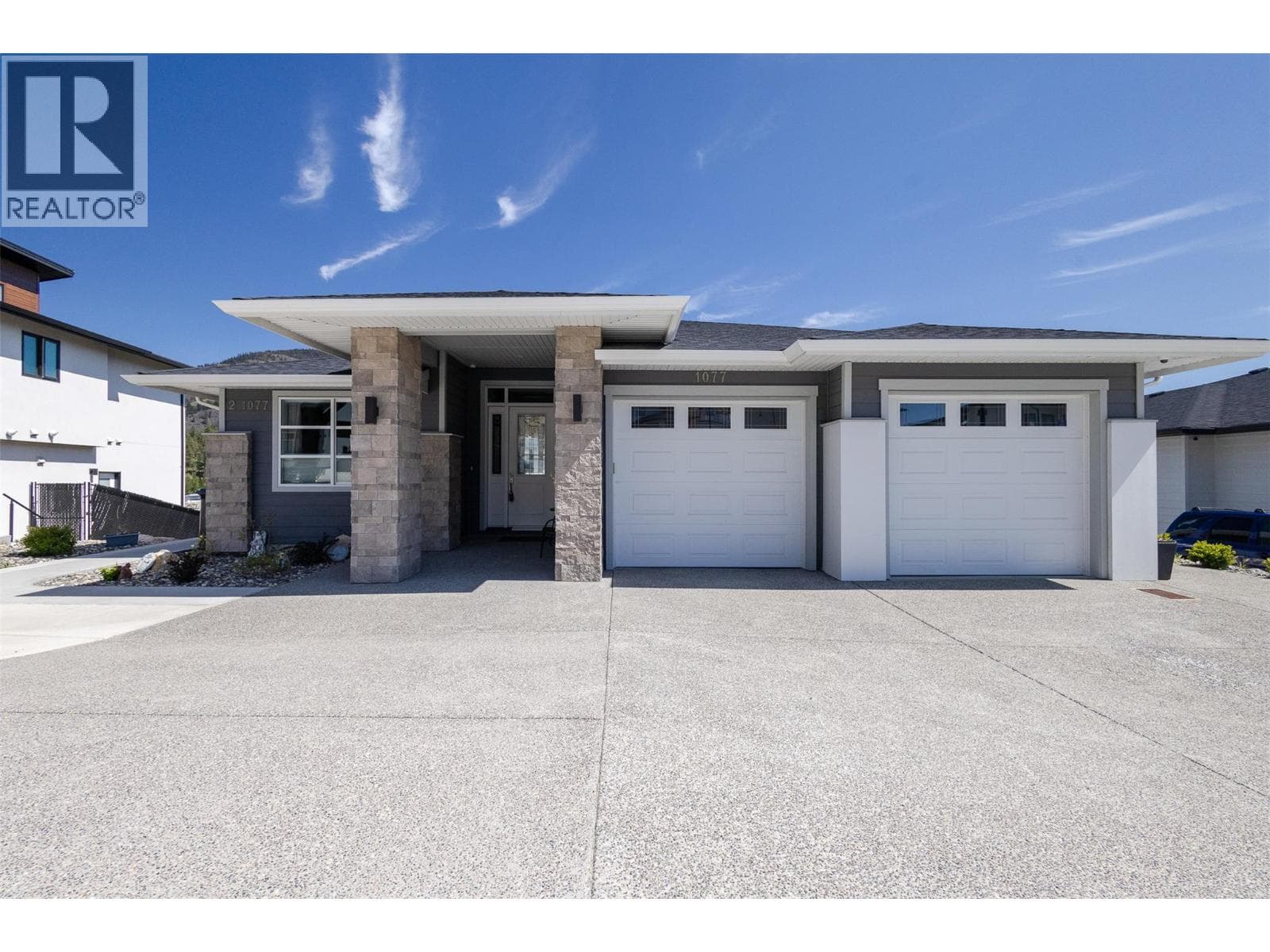 1077 LOSETH DRIVE in Belgo - Black Mountain