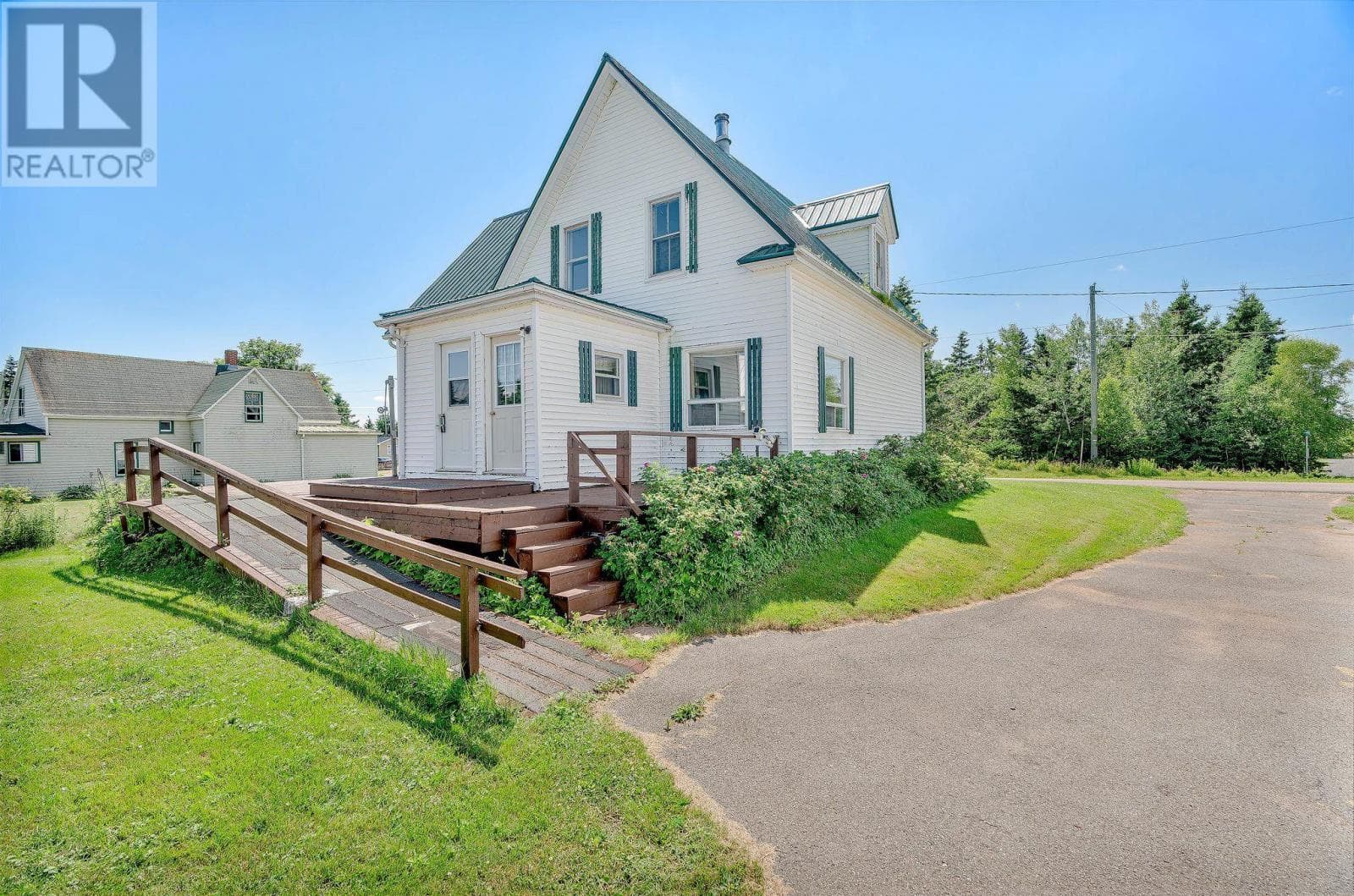 153 NEWPORT WHARF ROAD in 
