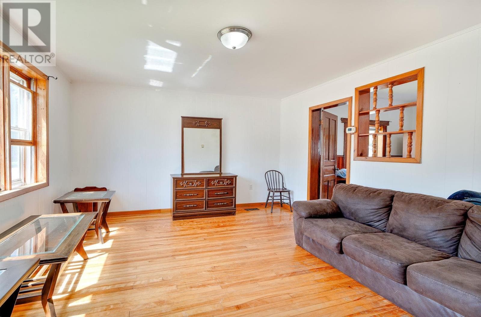 153 NEWPORT WHARF ROAD — photo 3
