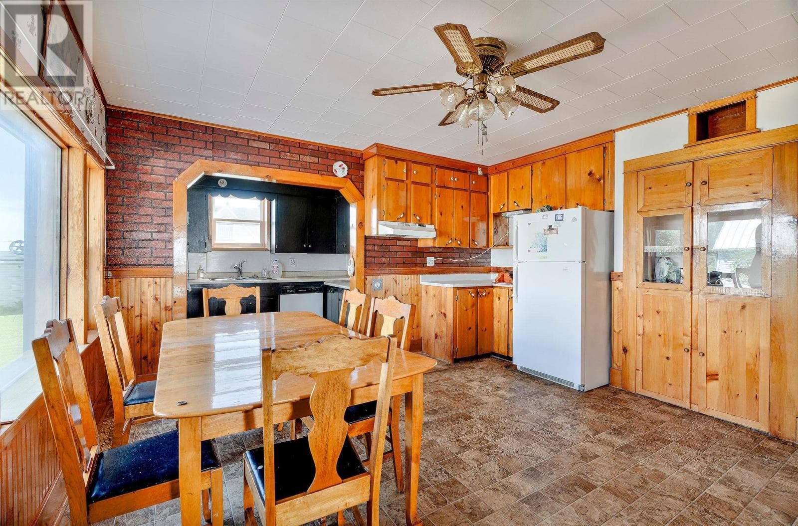 153 NEWPORT WHARF ROAD — photo 4