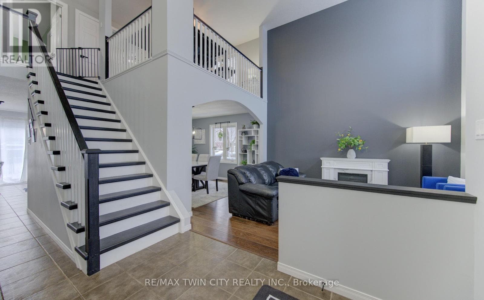 21 WEST TREE DRIVE, Toronto — photo 5