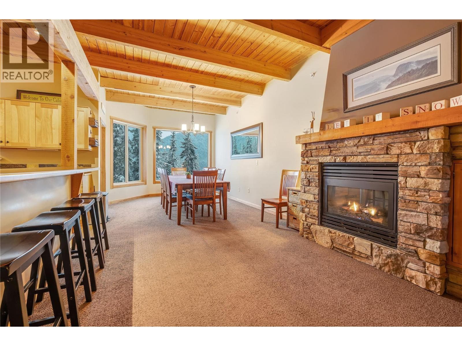 308 CREEKVIEW ROAD UNIT 17, Interior REALTORS® — photo 3