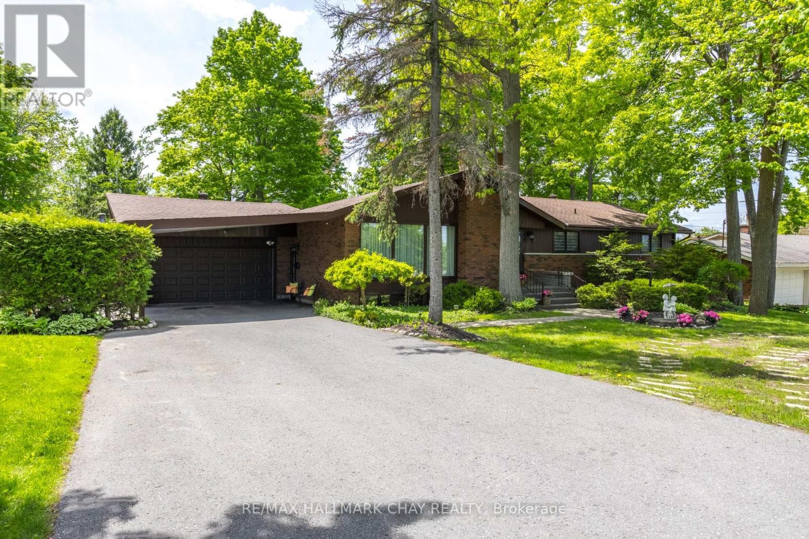 1009 FAIRBAIRN STREET in Jackson Creek