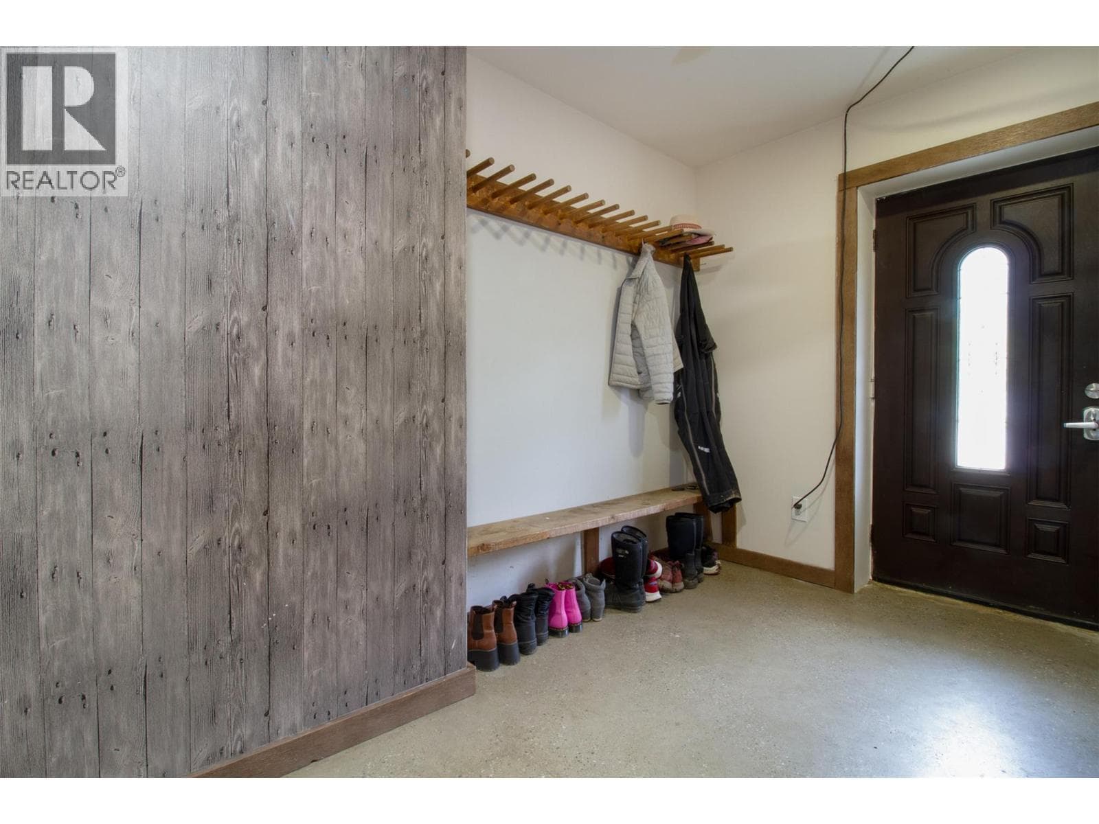 1905 HAY ROAD, Interior REALTORS® — photo 2