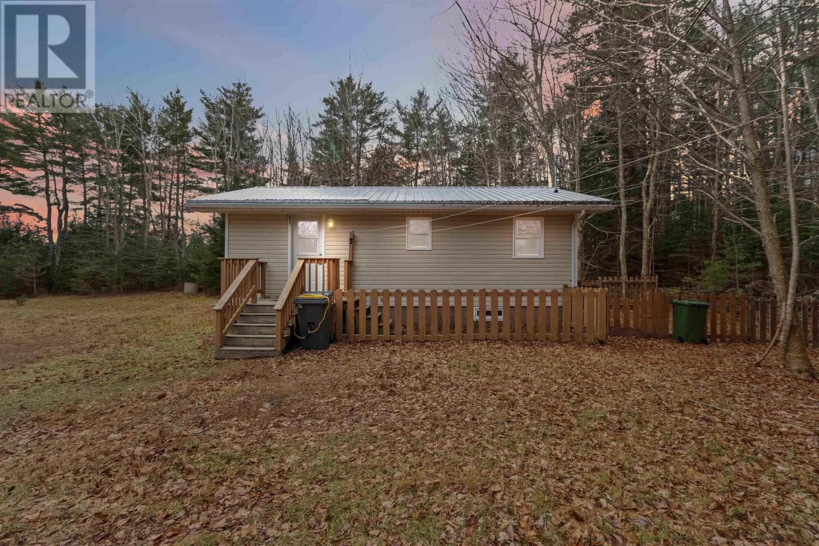186 OLD KETTLE ROAD, NSAR — photo 2