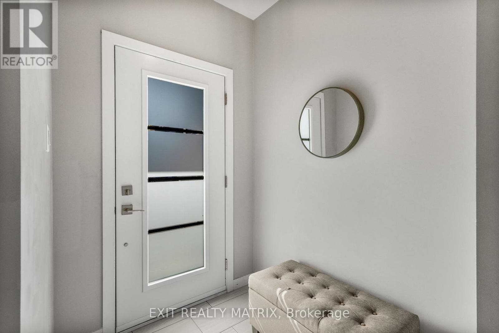 16 LIVYA STREET — photo 2