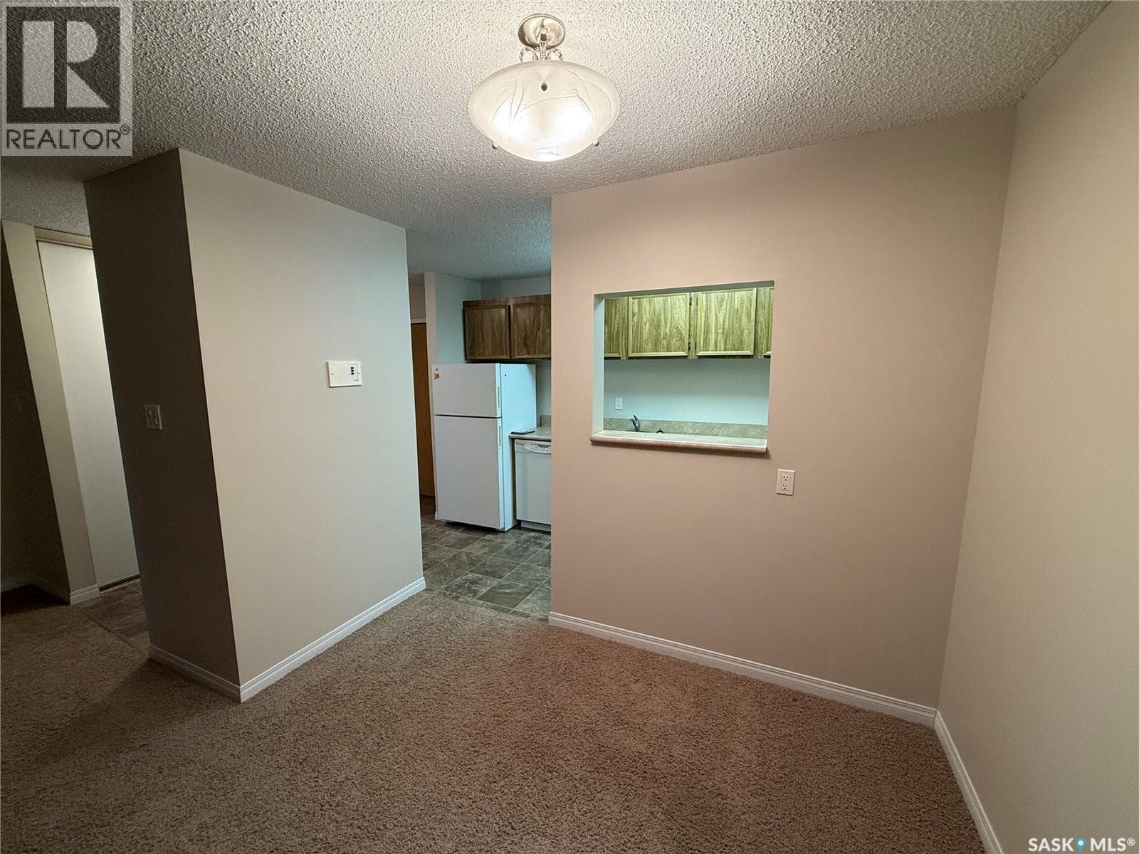 207 1832 Eaglesham AVENUE — photo 5
