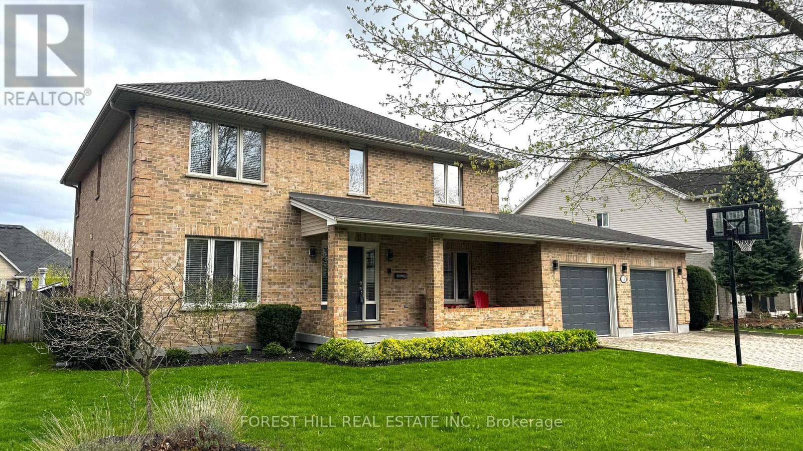 14 COBBLESTONE ROAD in 
