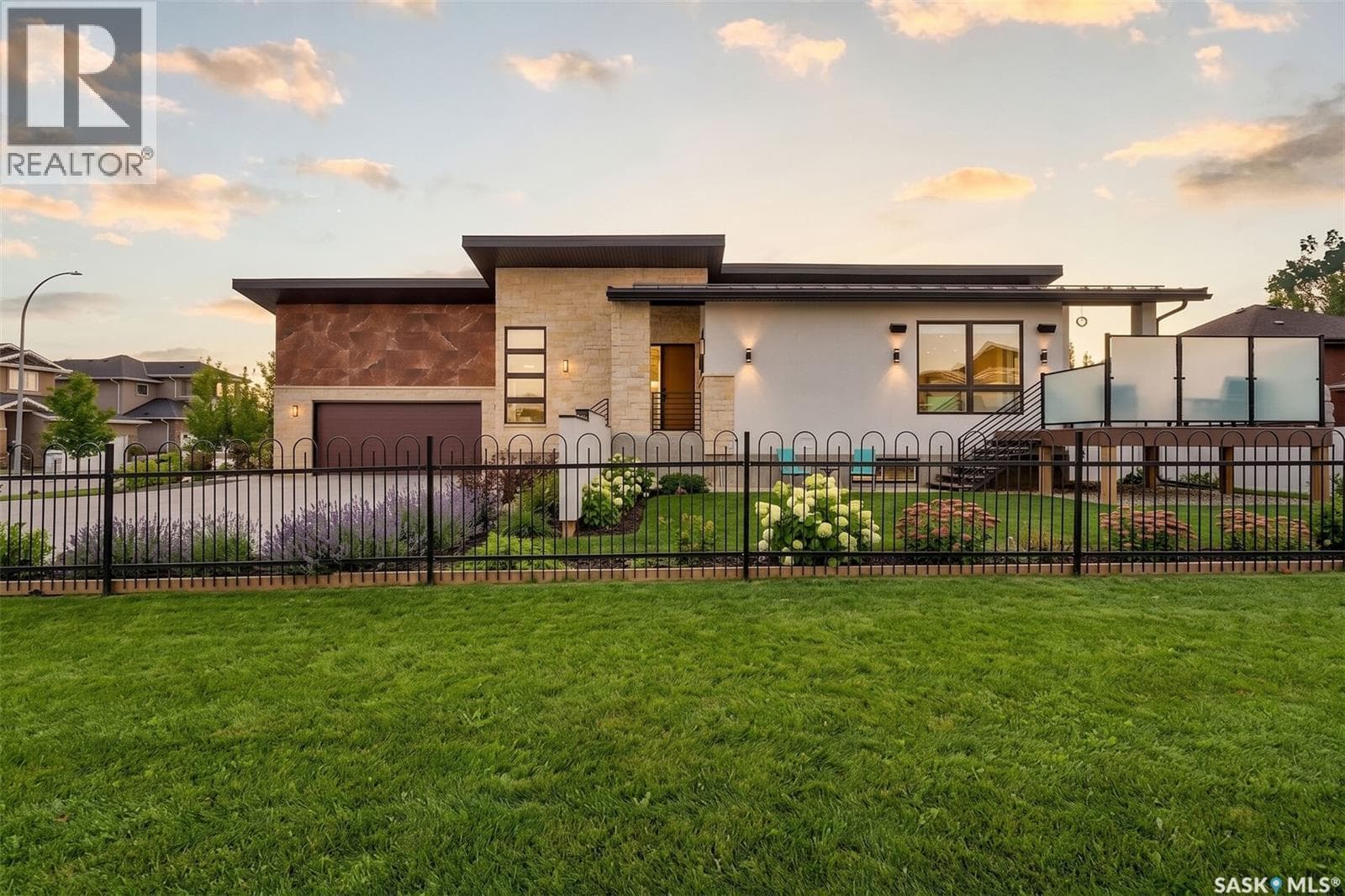 8267 WASCANA GARDENS POINT in Wascana View