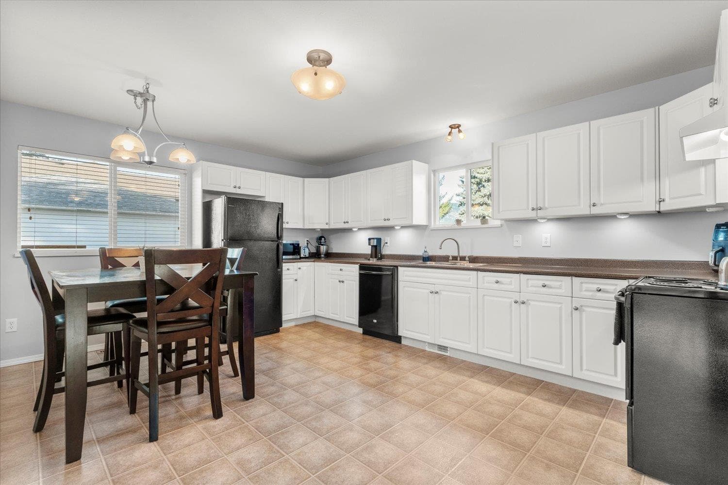 46329 STRATHCONA ROAD, Fairfield Island — photo 4
