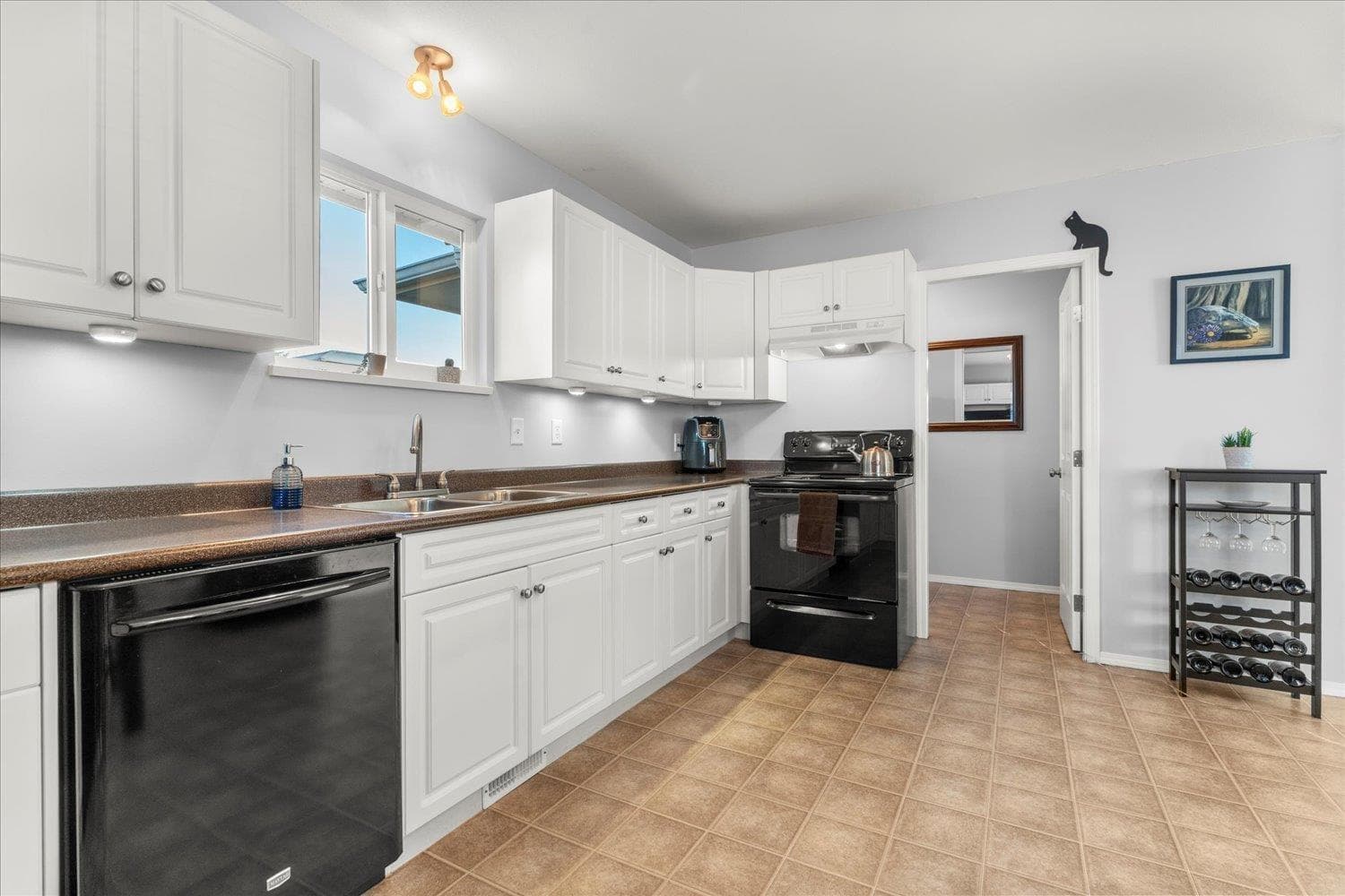 46329 STRATHCONA ROAD, Fairfield Island — photo 5