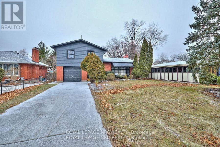 13 BYRNE BOULEVARD — photo 2