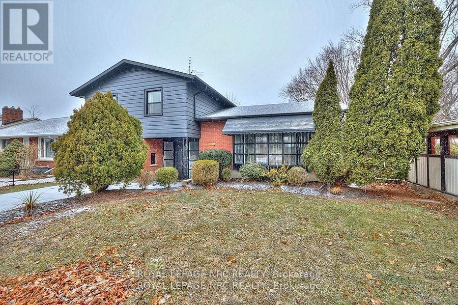 13 BYRNE BOULEVARD — photo 4