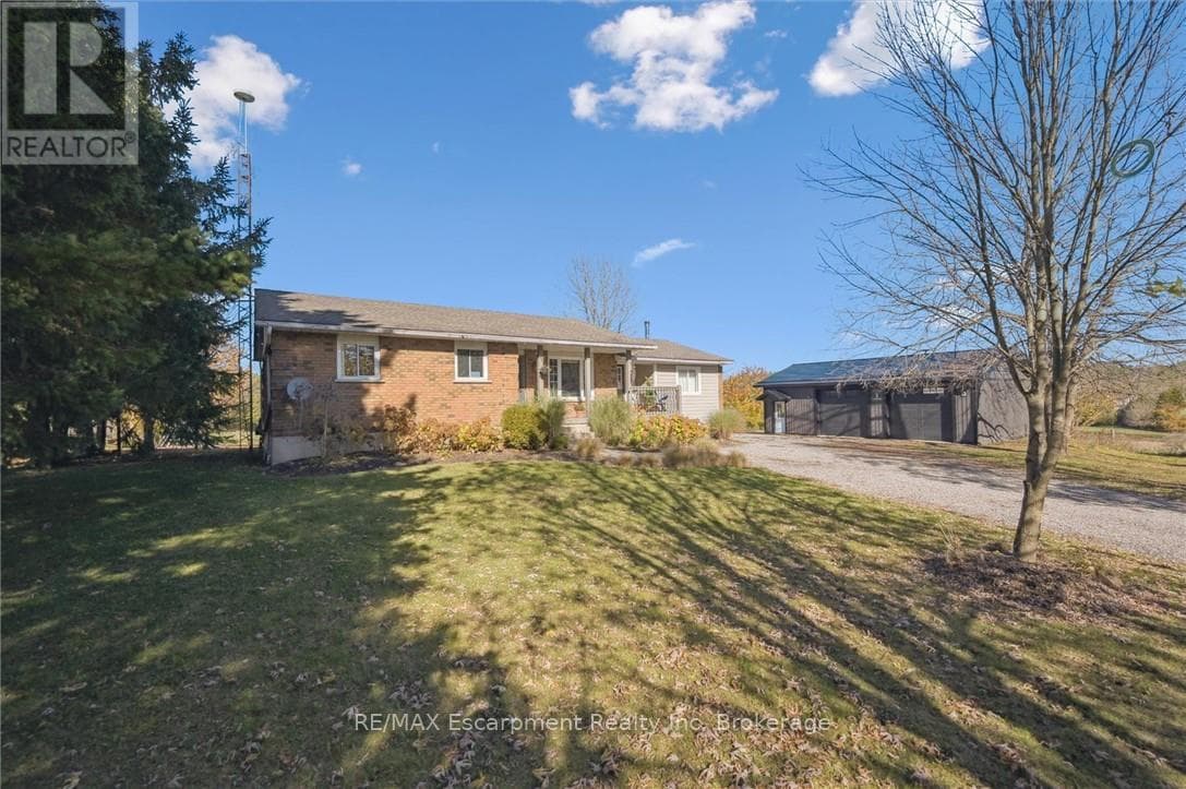 323135 DURHAM Road E — photo 2