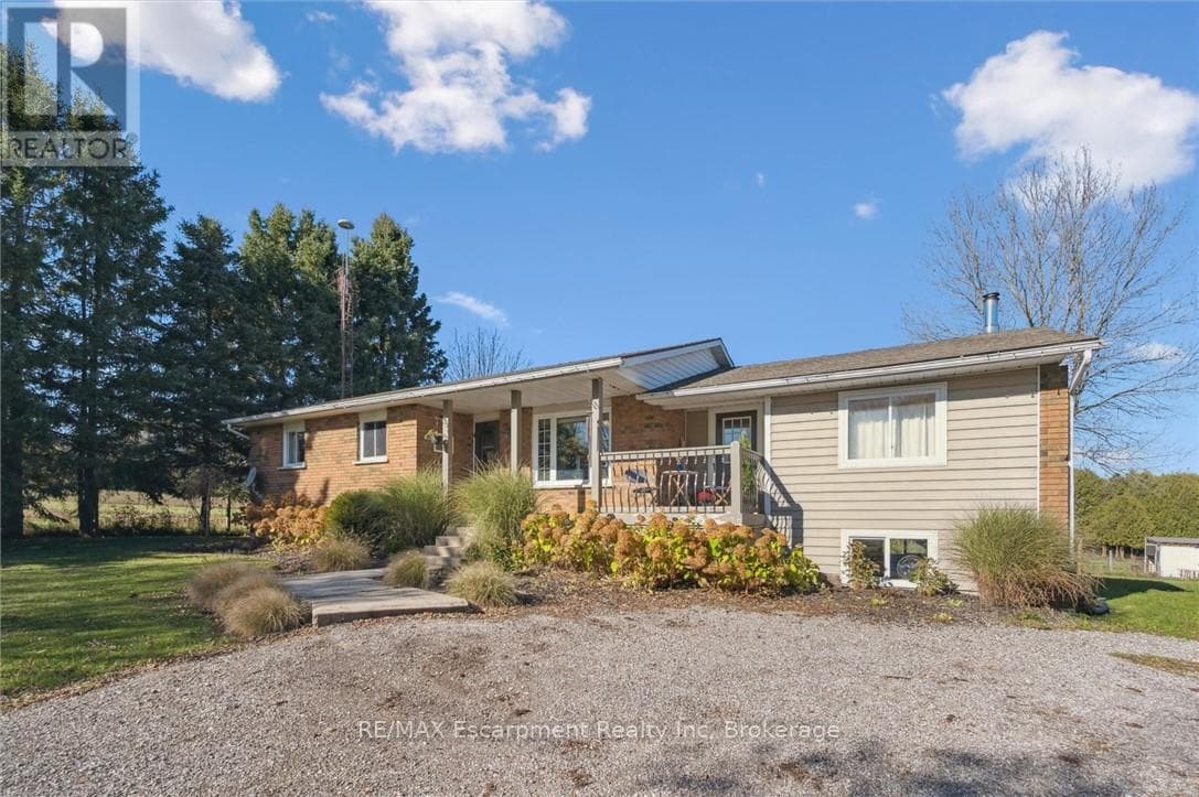 323135 DURHAM Road E — photo 3