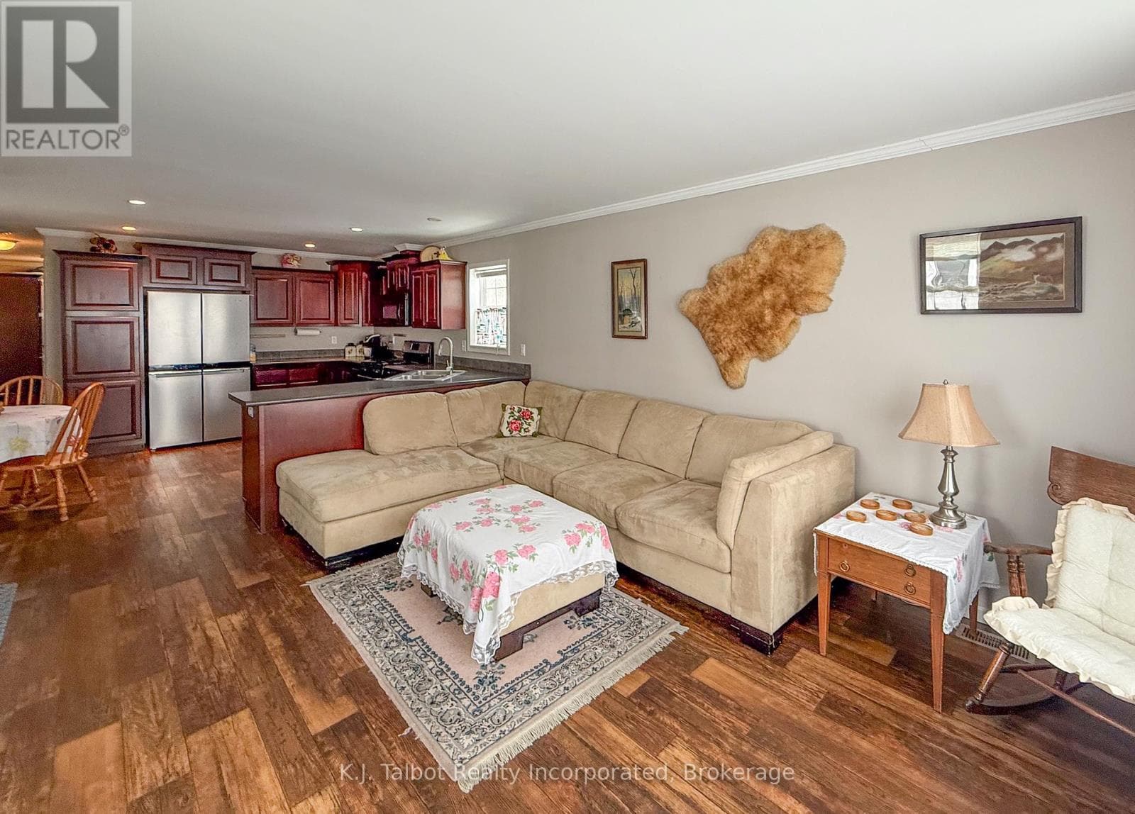 13 SUTTON DRIVE, OnePoint — photo 4