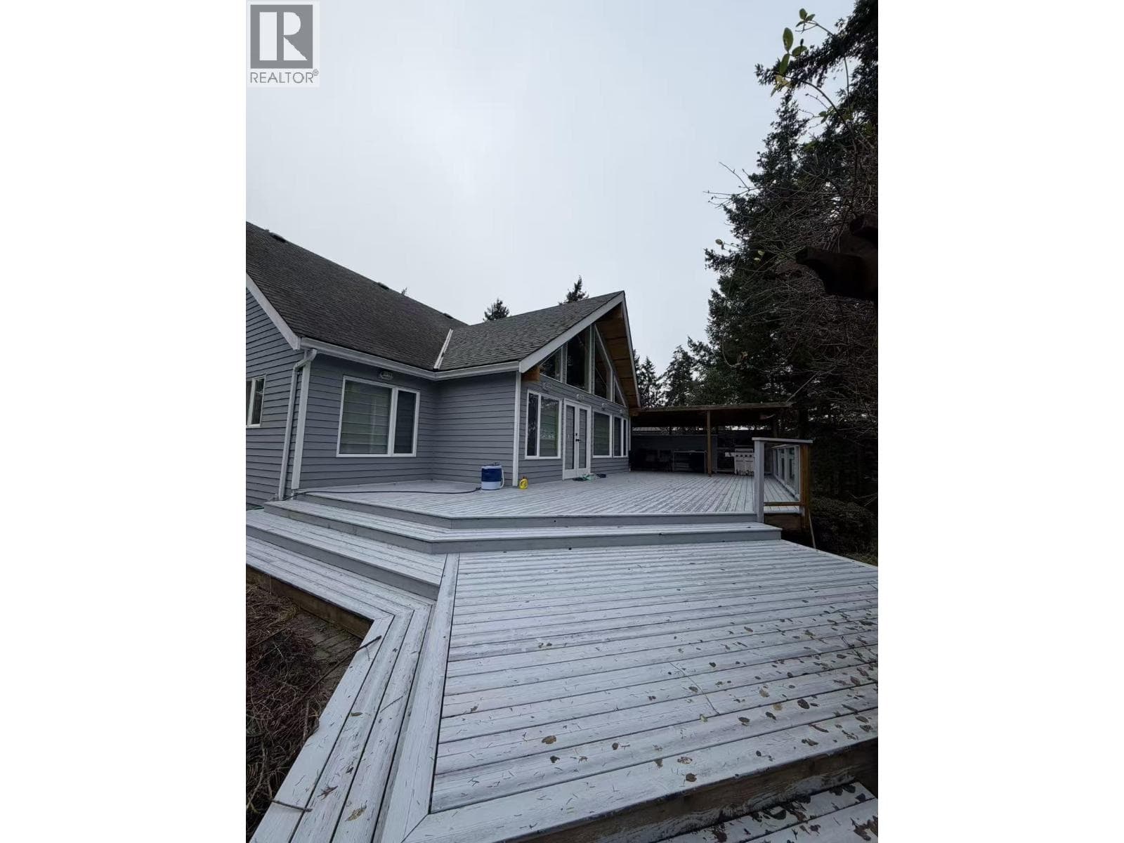 5393 SANS SOUCI ROAD — photo 2