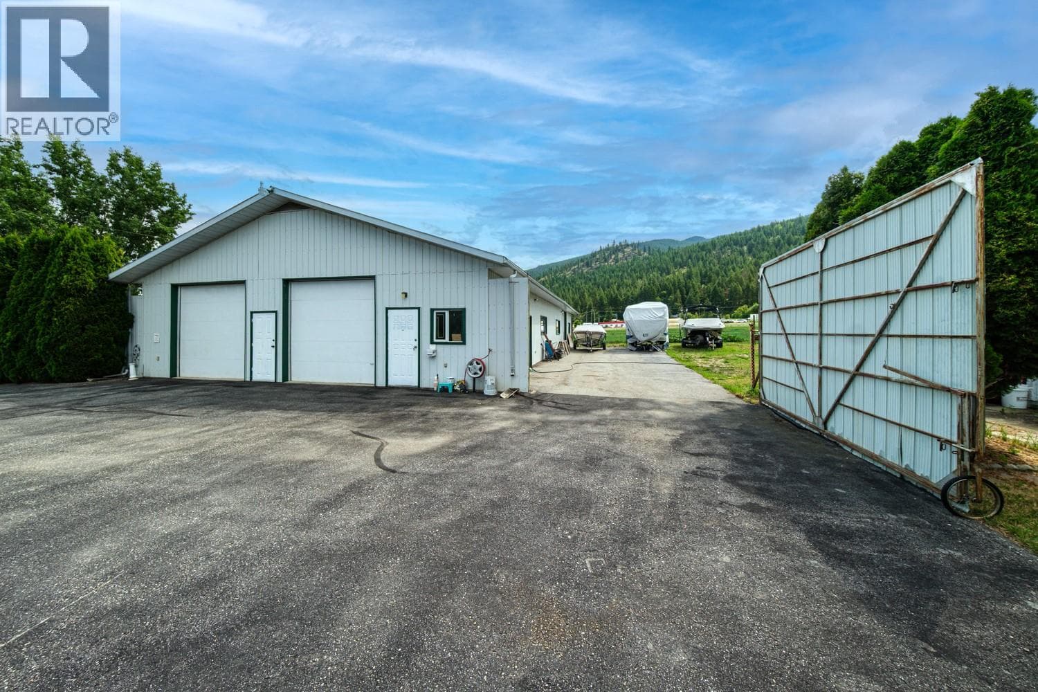 135 PLEASANT VALLEY CROSS ROAD — photo 4