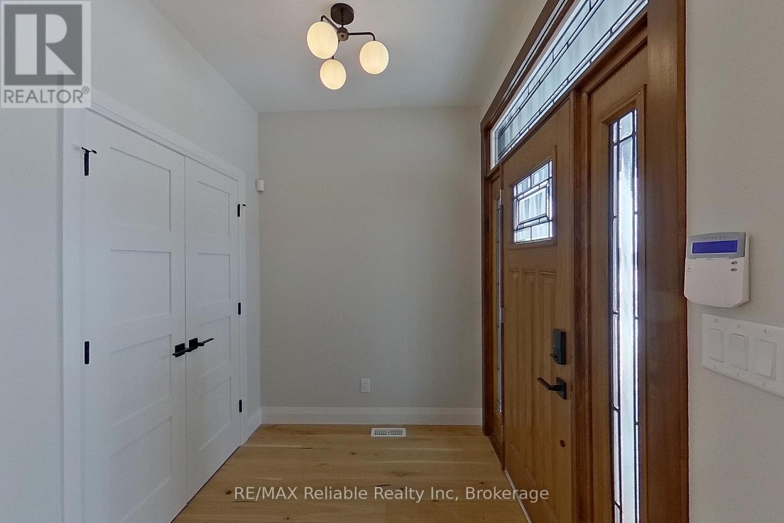 73590 IRENE CRESCENT, OnePoint — photo 4