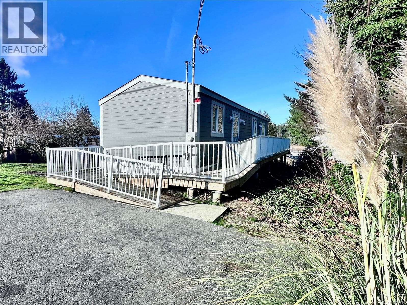1322 Birchwood Rd — photo 2