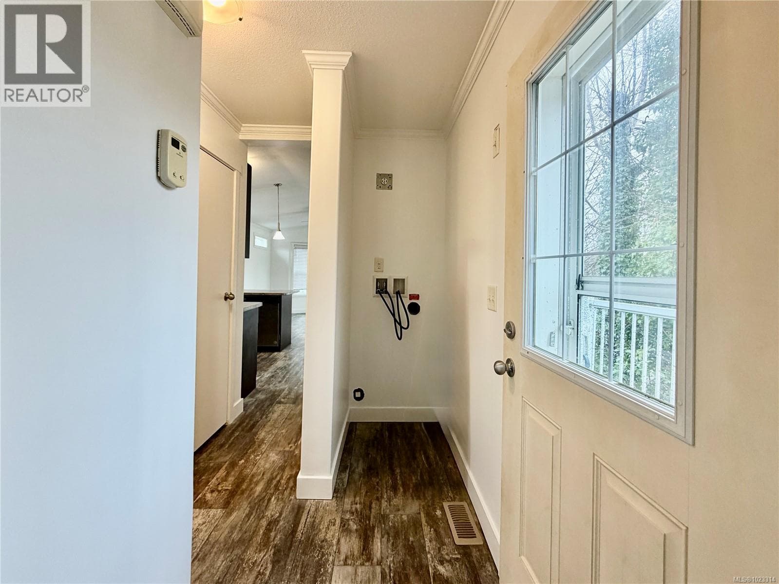 1322 Birchwood Rd — photo 5