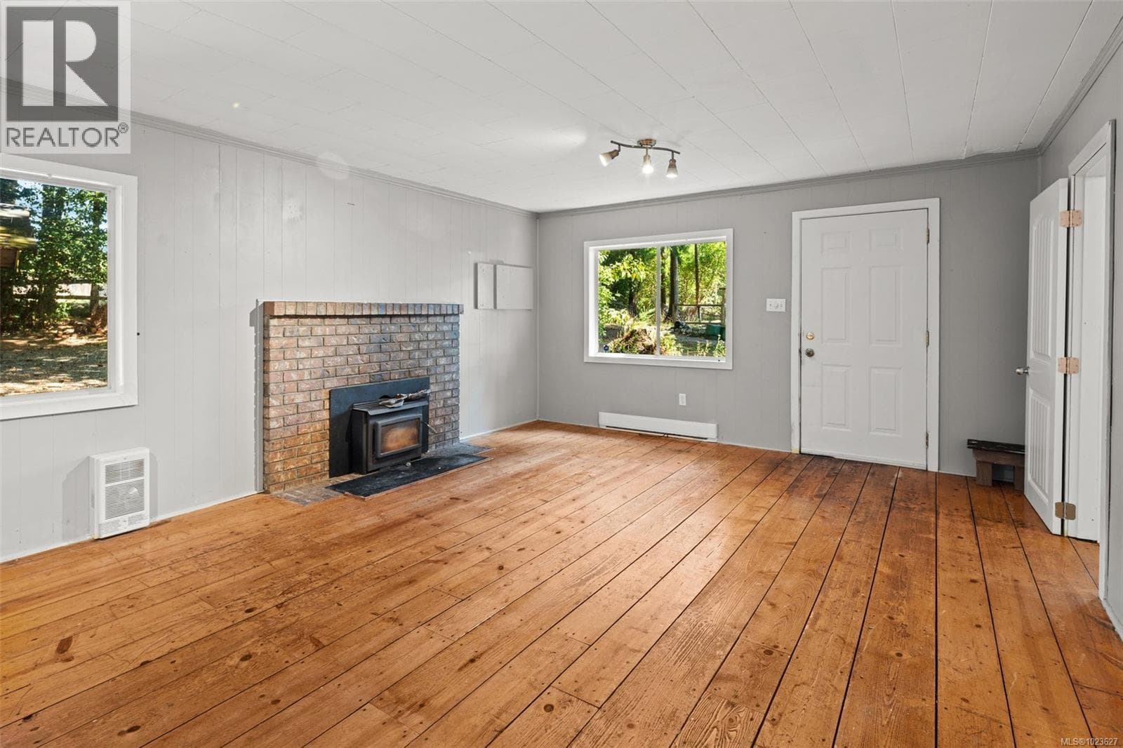 1725 ELFORD ROAD — photo 4