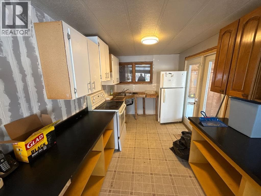 5410 51 Street — photo 5