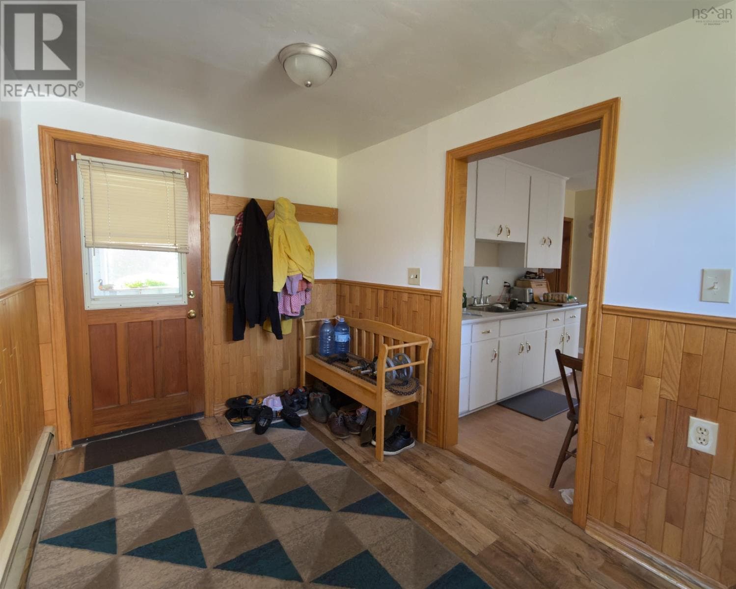 2099 COMEAUS HILL ROAD — photo 2