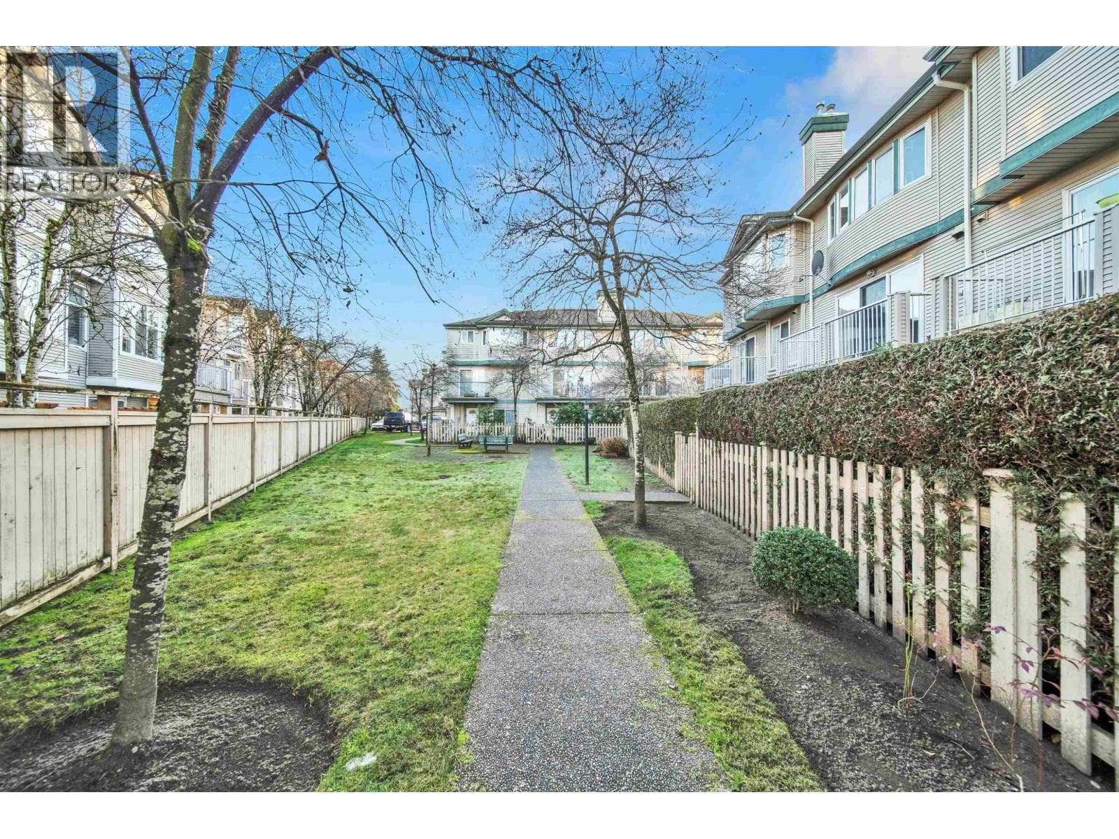 44 22800 WINDSOR COURT — photo 4