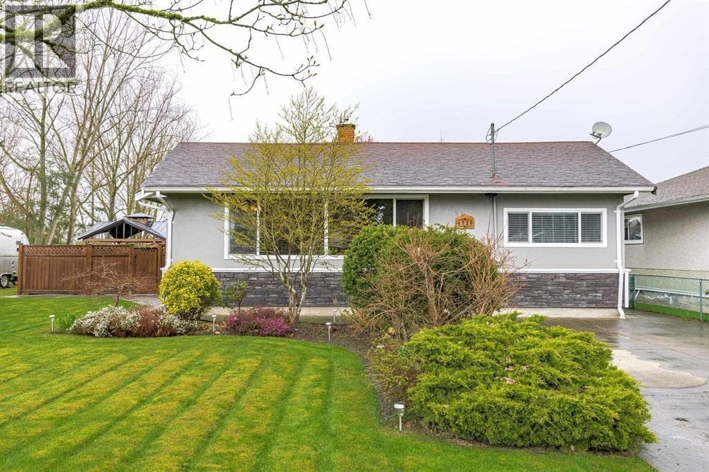 4729 60B STREET in Parkdale Gardens