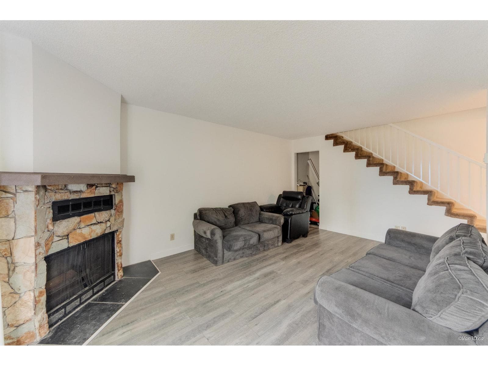 203 7162 133A STREET, Fraser Valley — photo 4