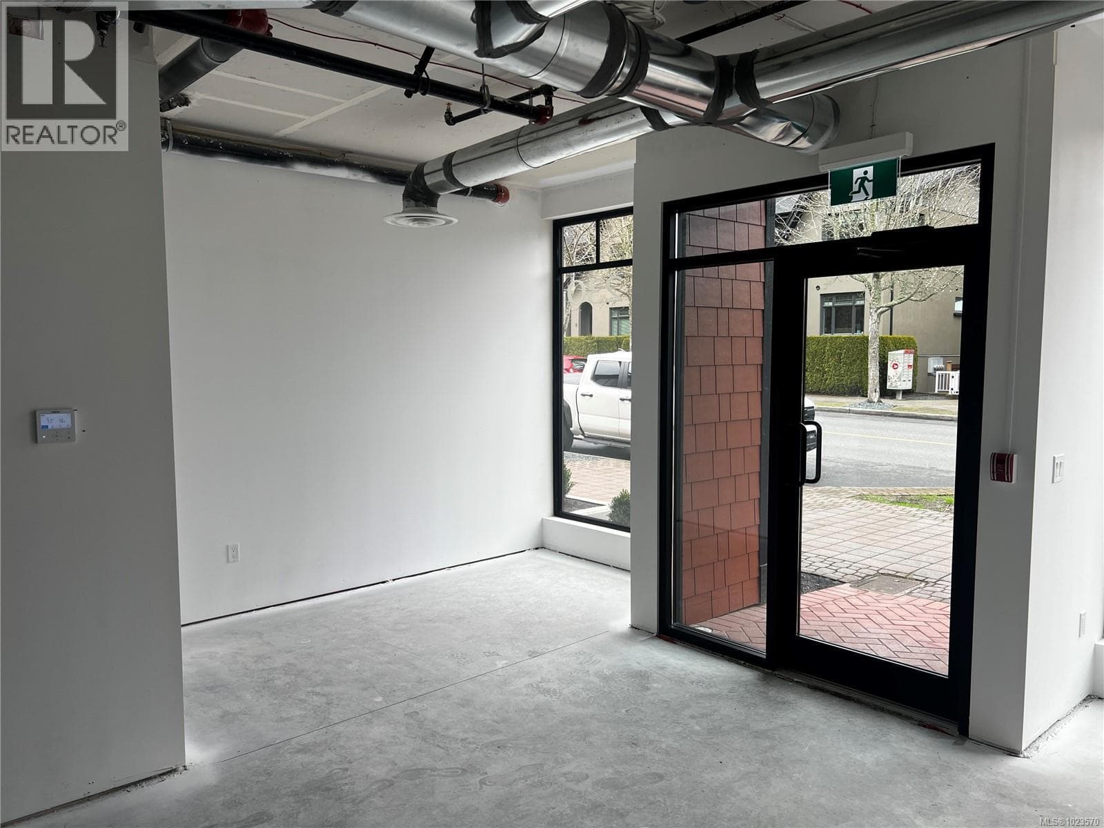 2 230 Second Ave W — photo 5