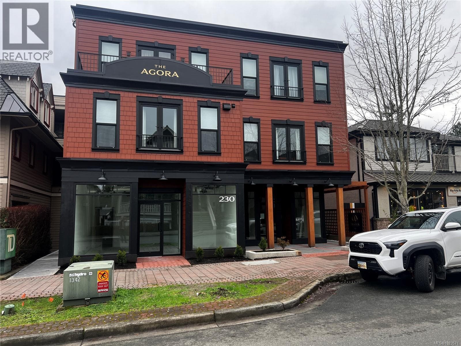 3 230 Second Ave W in 