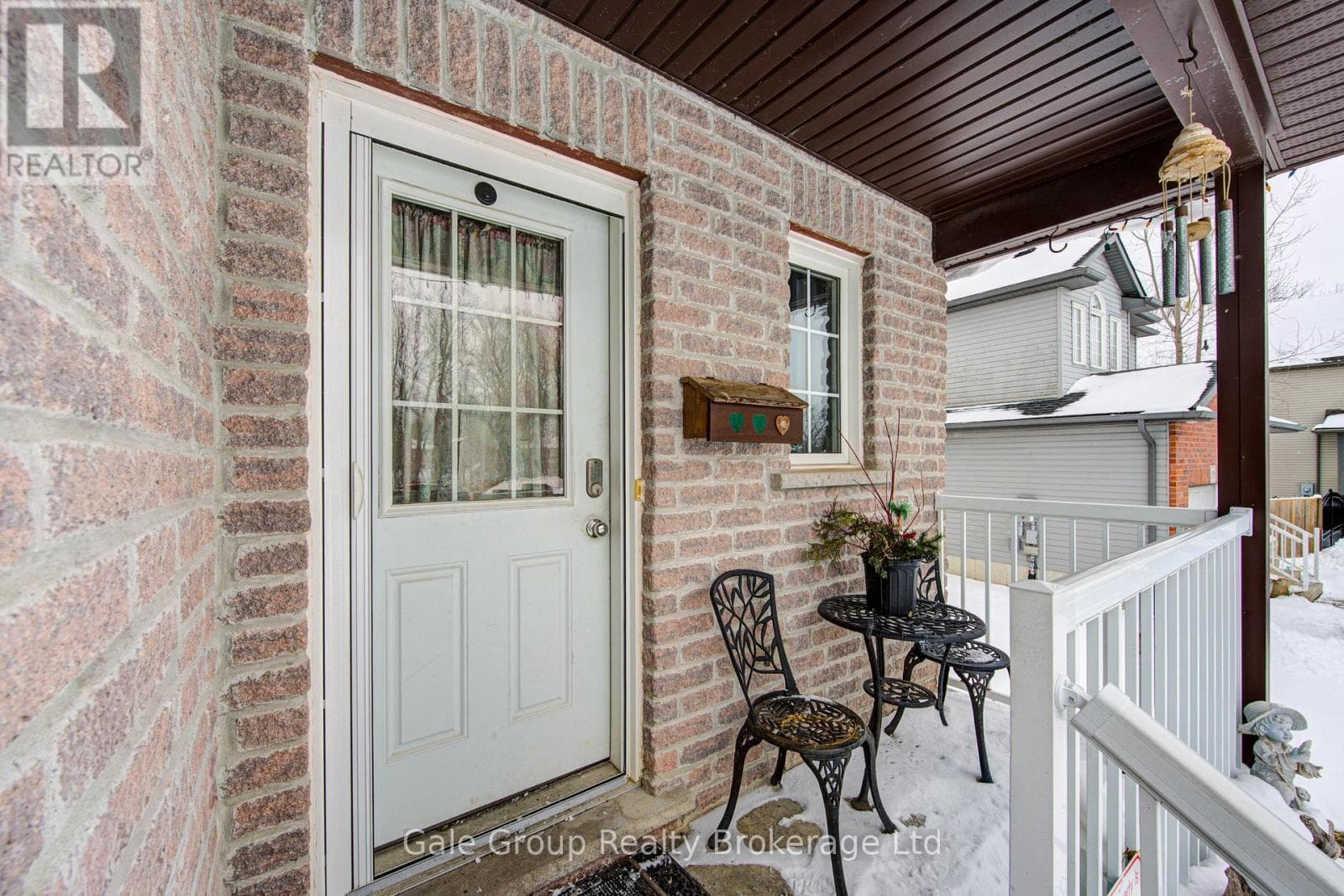 17 HENDERSON COURT — photo 3