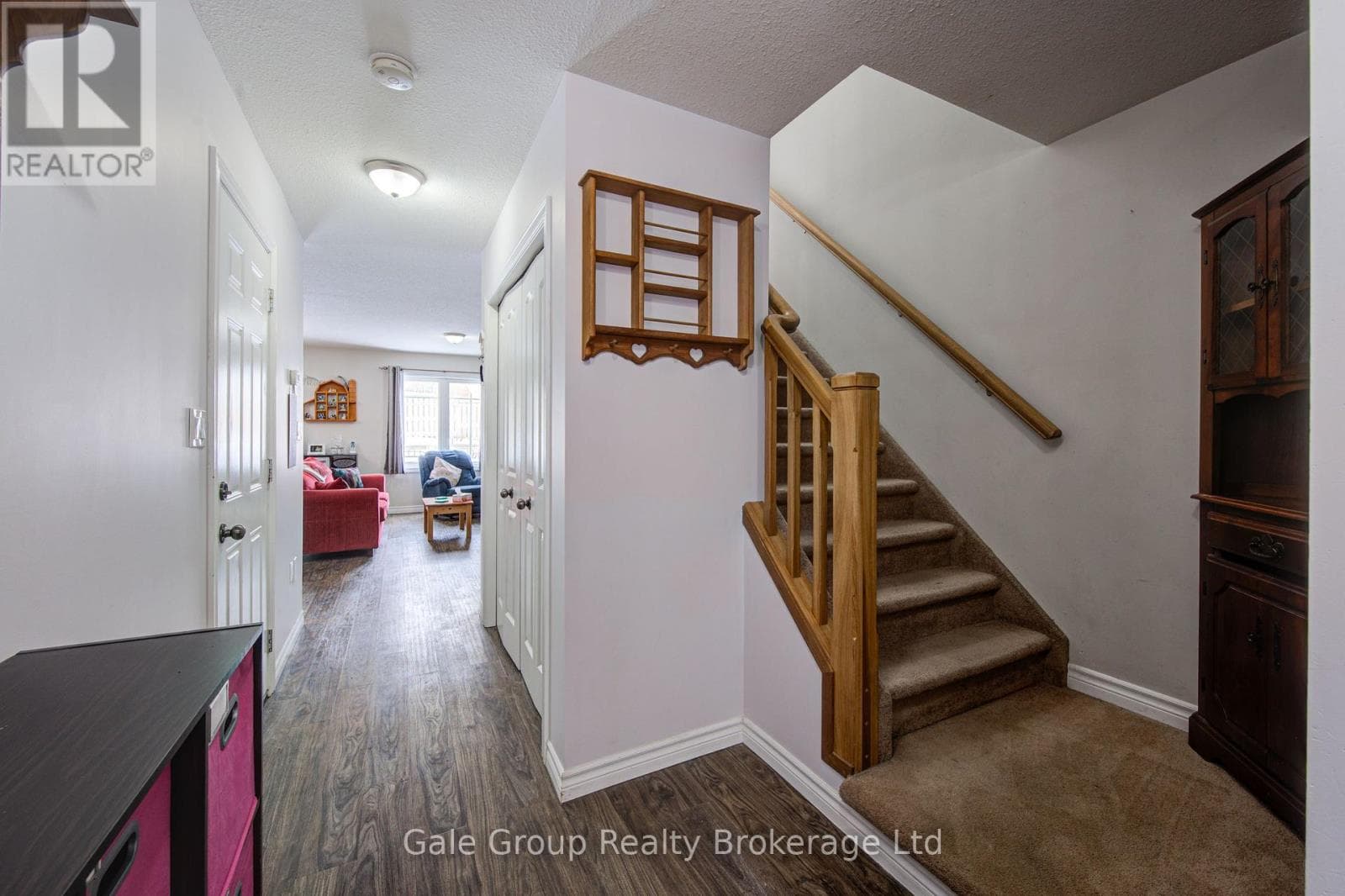 17 HENDERSON COURT — photo 5