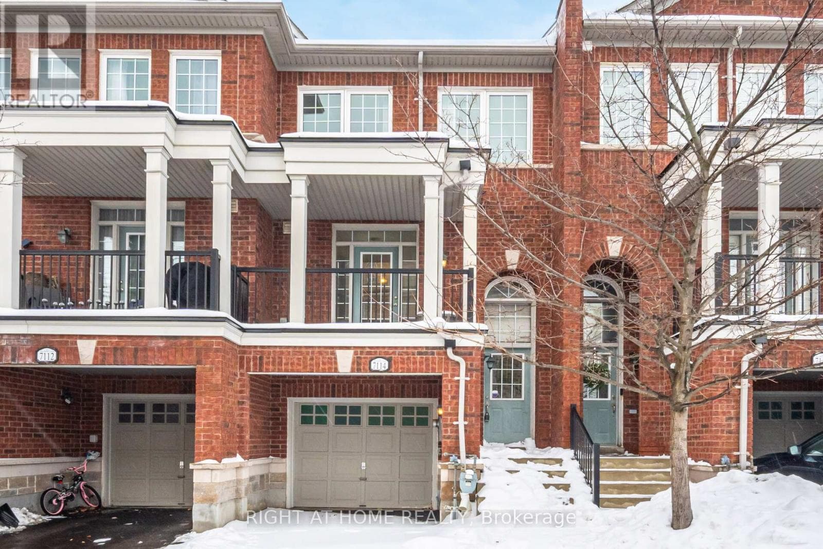 7114 TRIUMPH LANE in 