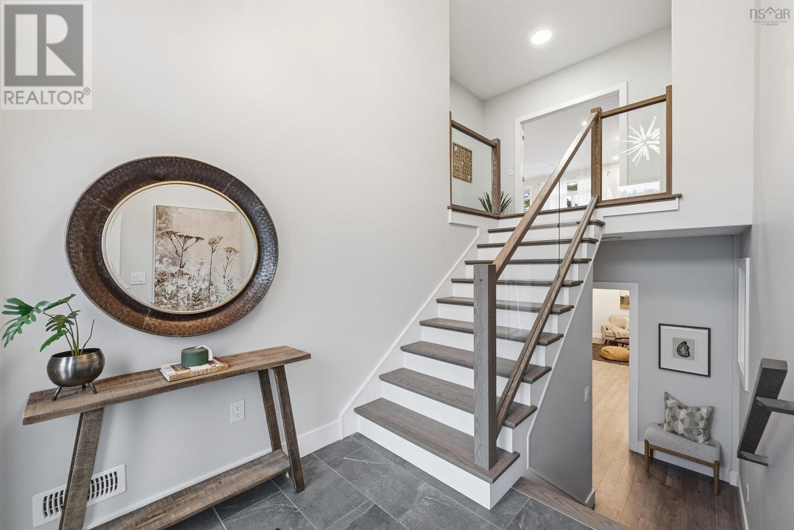 153 TALUS AVENUE — photo 2