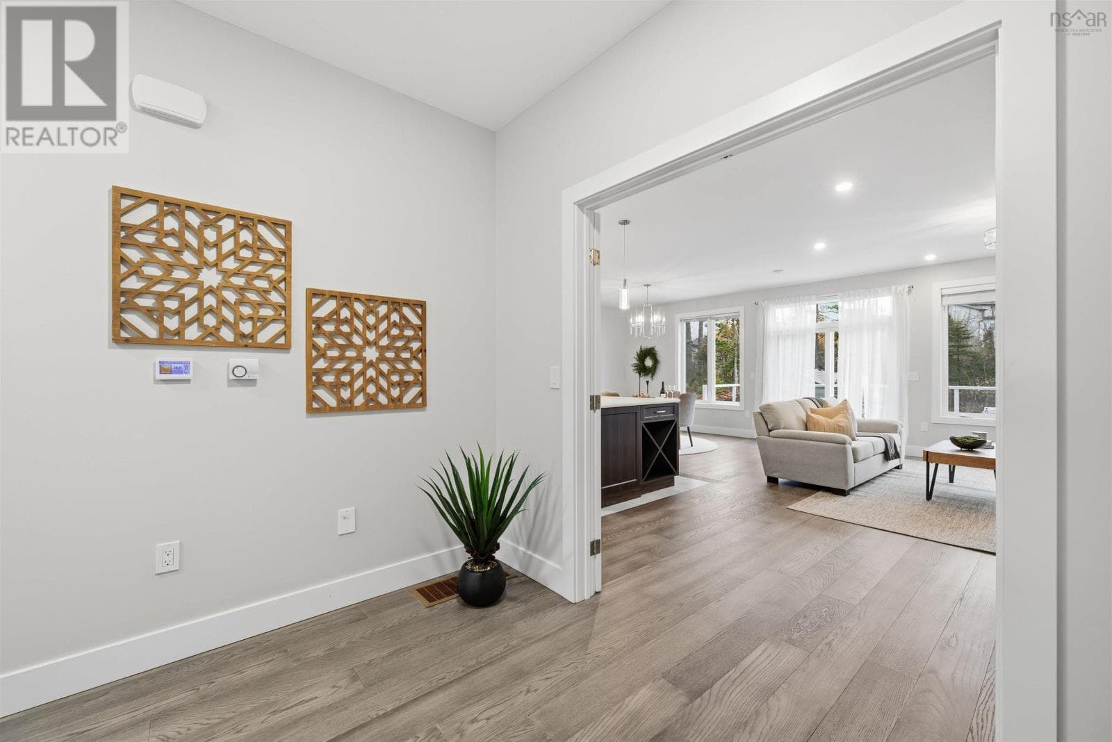 153 TALUS AVENUE — photo 4