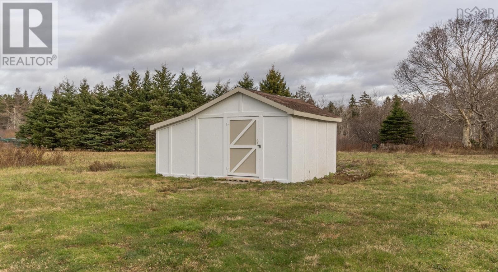 755 SAULNIERVILLE ROAD — photo 4
