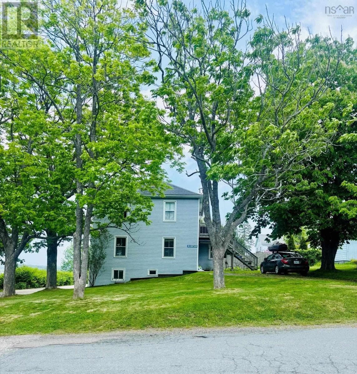 94 HOPSON STREET — photo 2