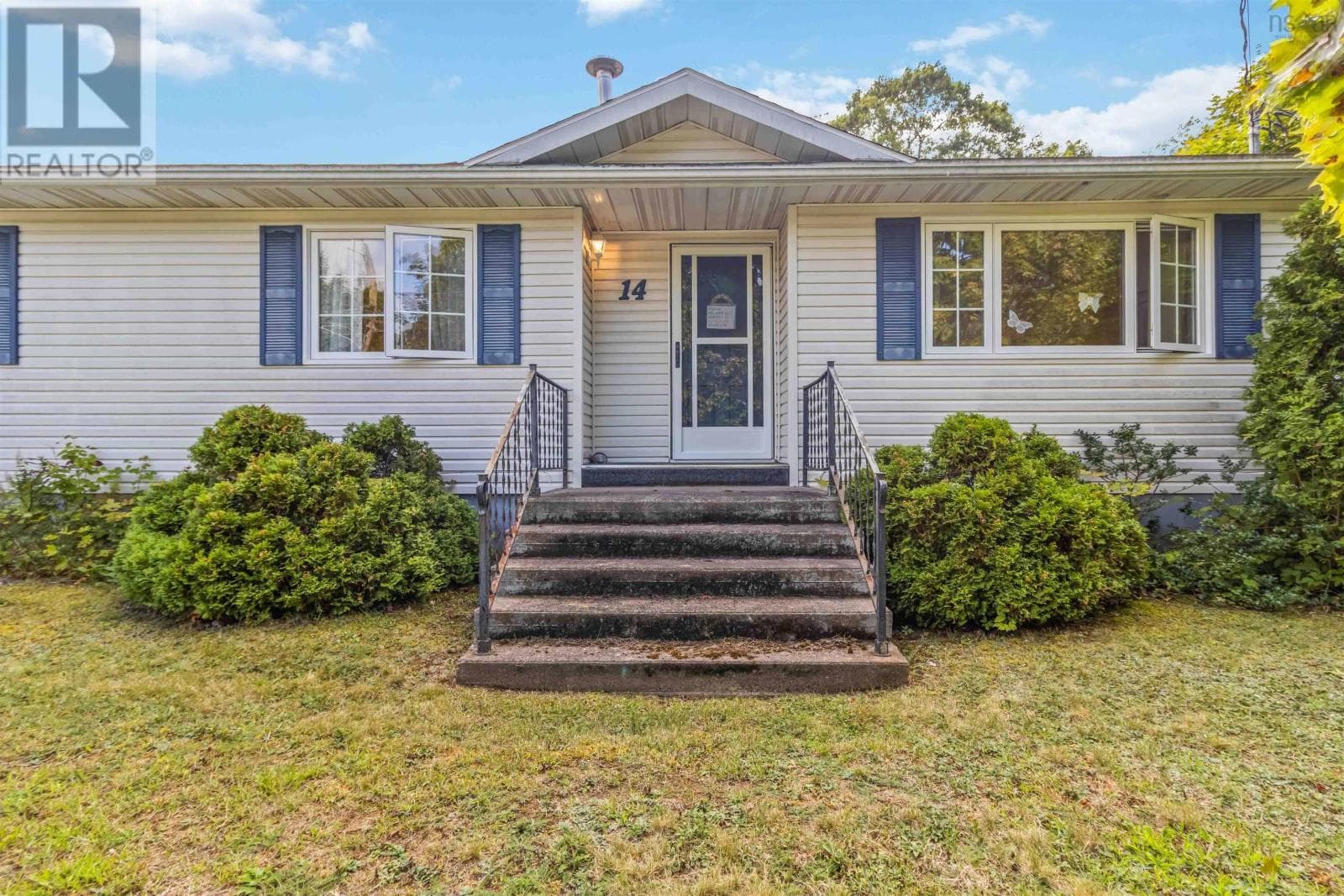 14 BENNETT AVENUE — photo 3