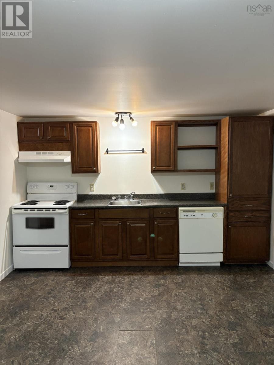 5 MITCHELL DRIVE — photo 3
