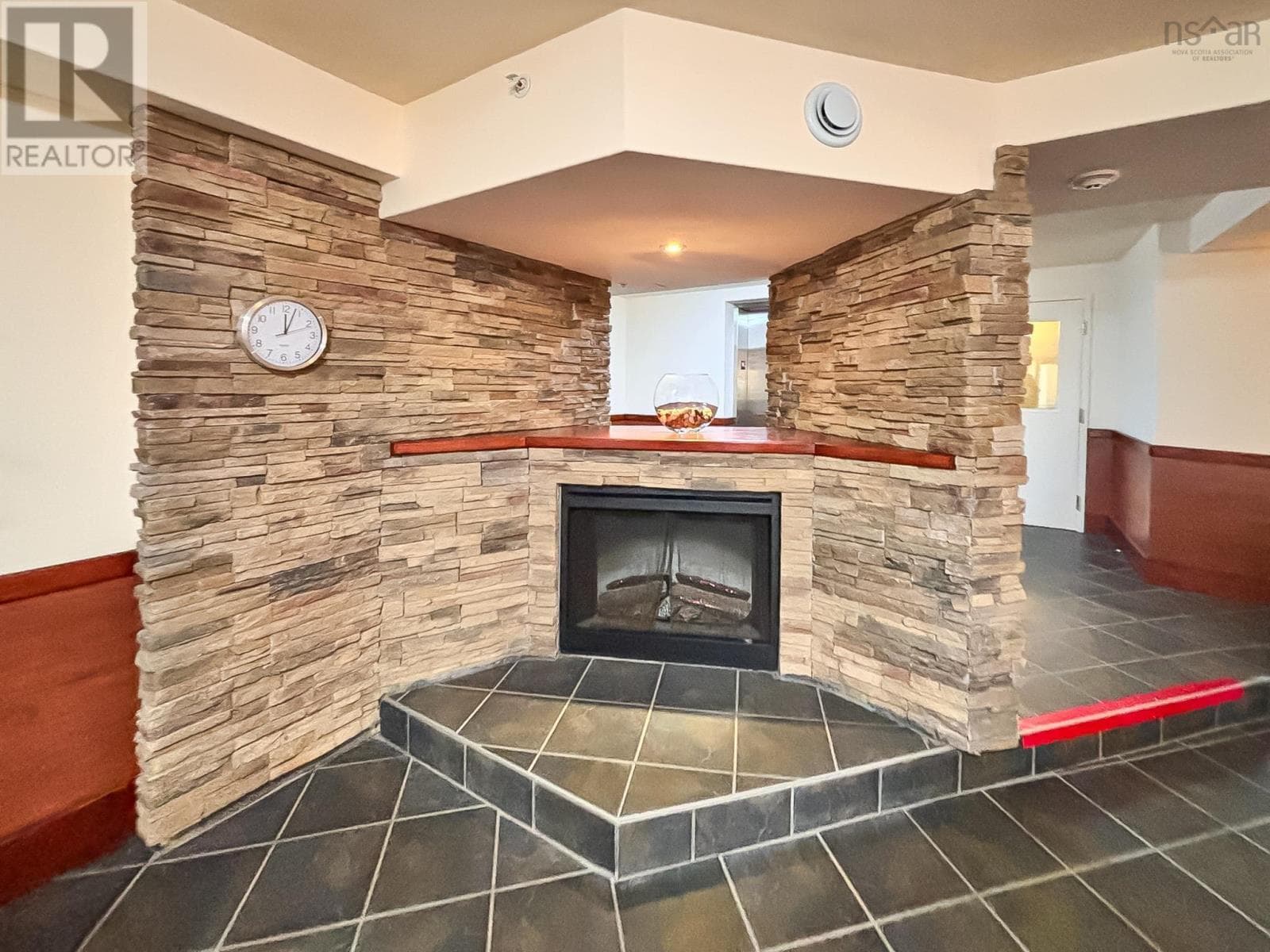 Suite 105 476 Main Street — photo 4
