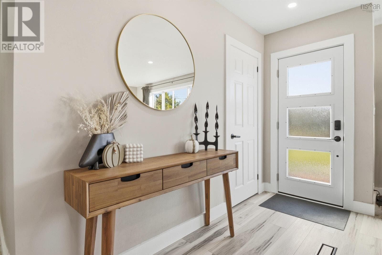 344 WHITEHEAD ROAD — photo 4